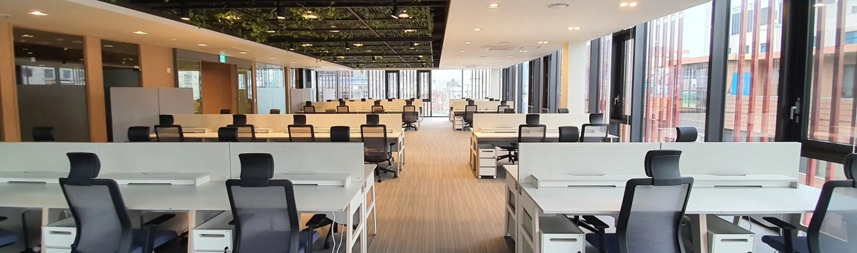 네버디자이닝 오피스